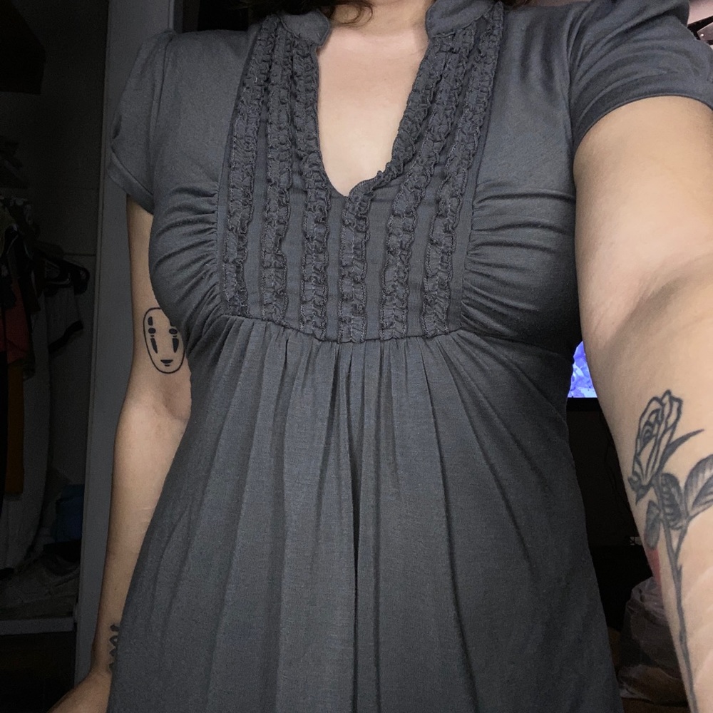 I am selling this retro looking short dress !